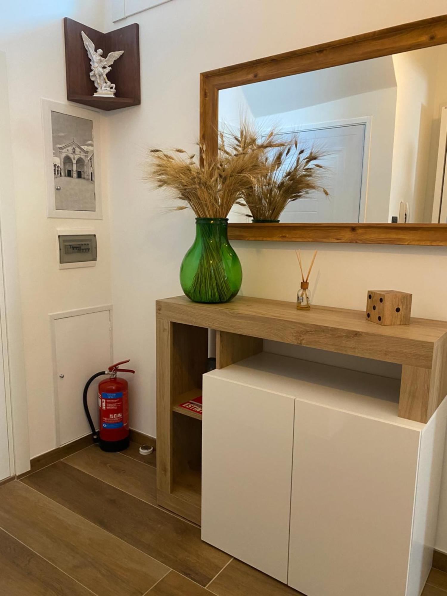 Appartement House 37 à Monte SantʼAngelo Extérieur photo